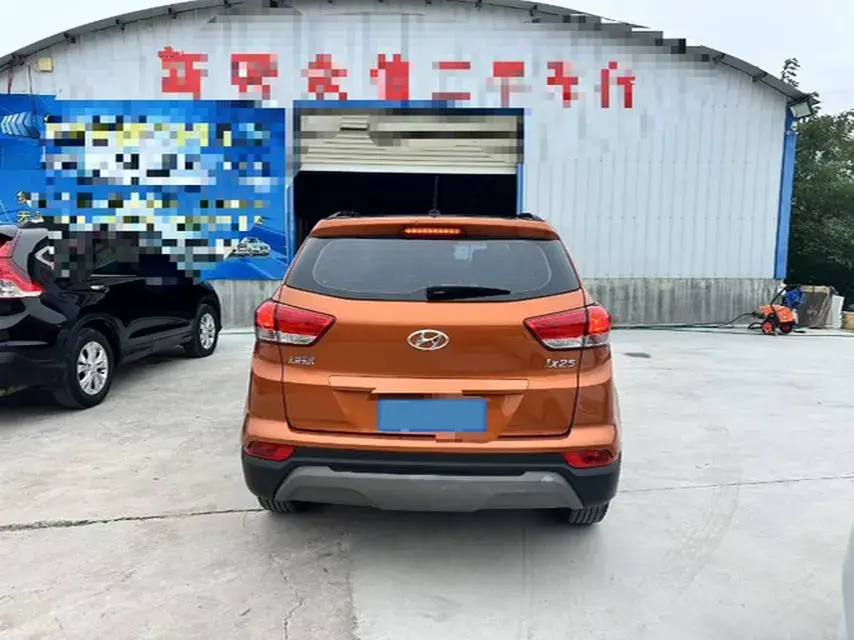 2017 HYUNDAI IX25 thumbnail 4