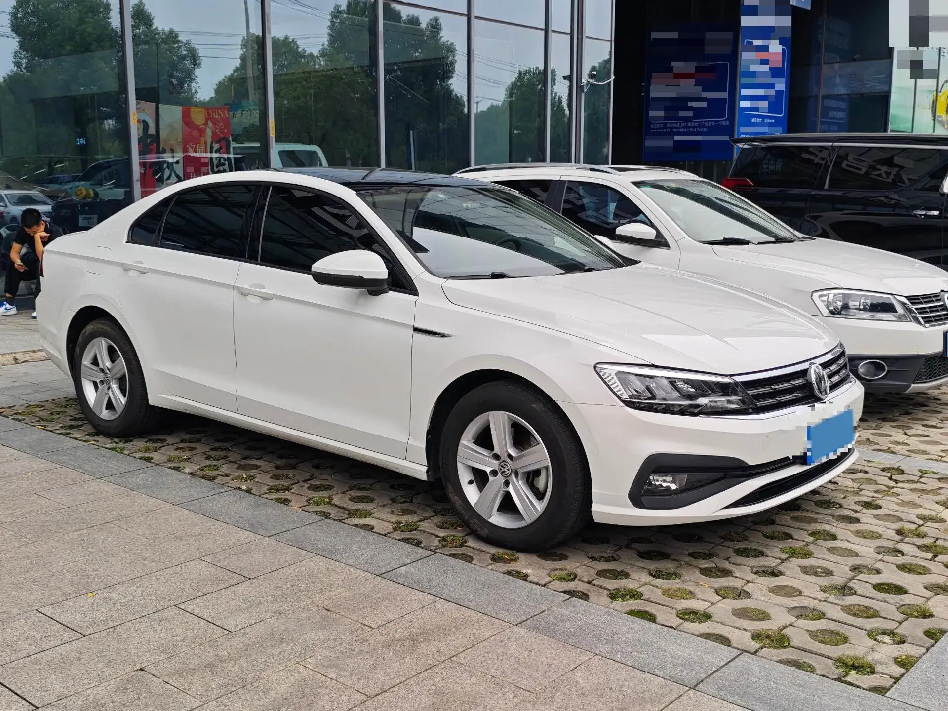 2019 VOLKSWAGEN LAMANDO thumbnail 3