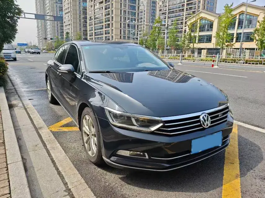 2019 VOLKSWAGEN MAGOTAN thumbnail 3