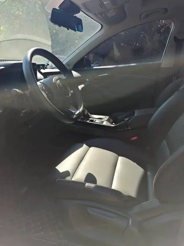 2021 MG 5 thumbnail 4