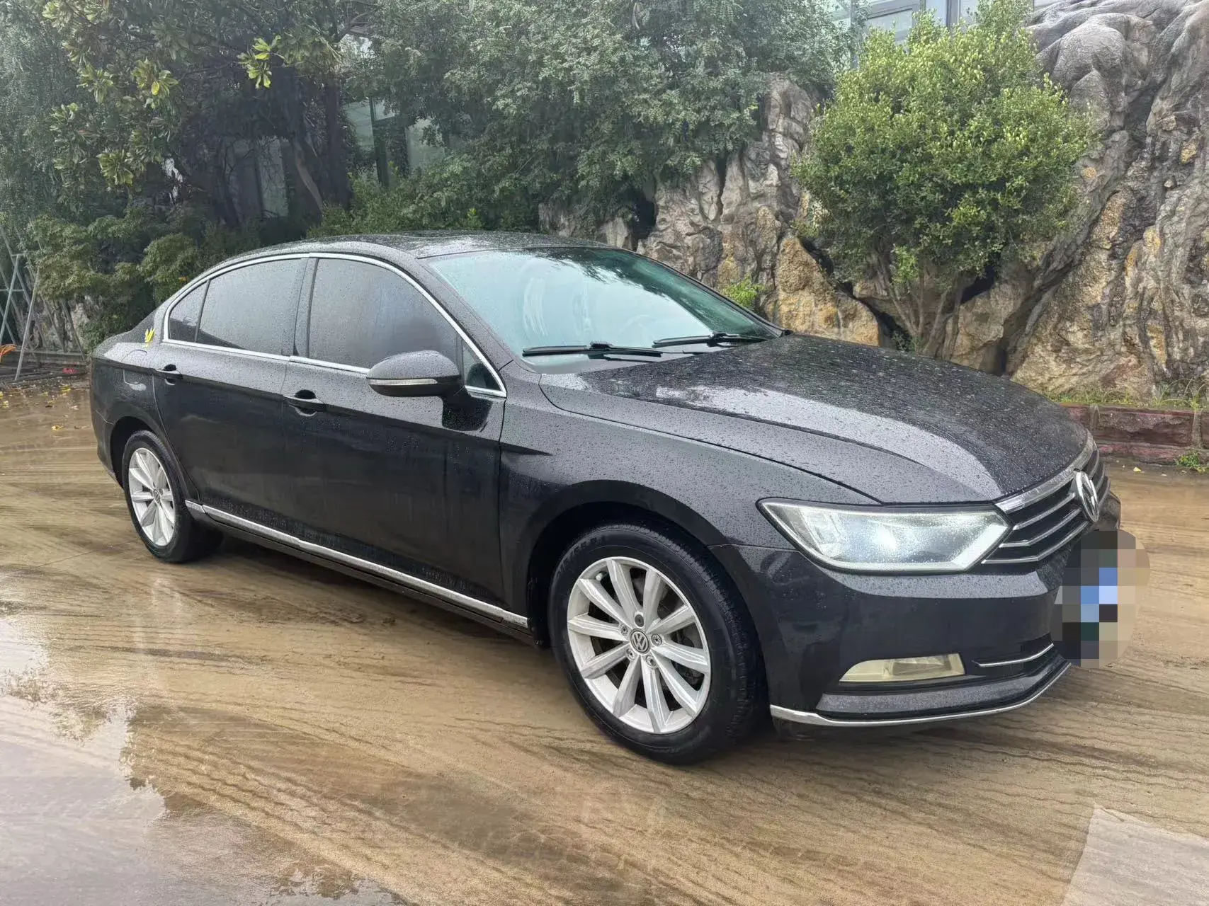 2018 VOLKSWAGEN MAGOTAN thumbnail 3