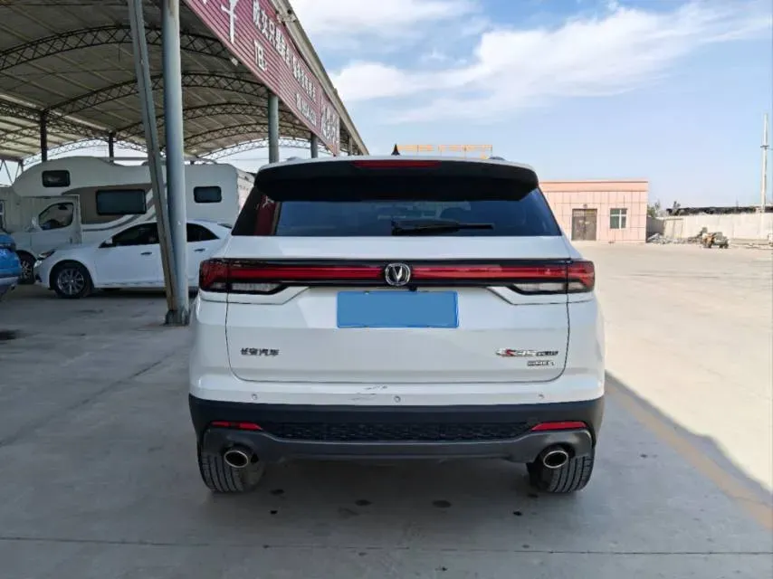 2021 ChangAn CS35 Plus 1.4T 160HP L4 7DCT,autocango,china used car exporter,china ev exporter,chinese used car exporter,chinese used ev exporter