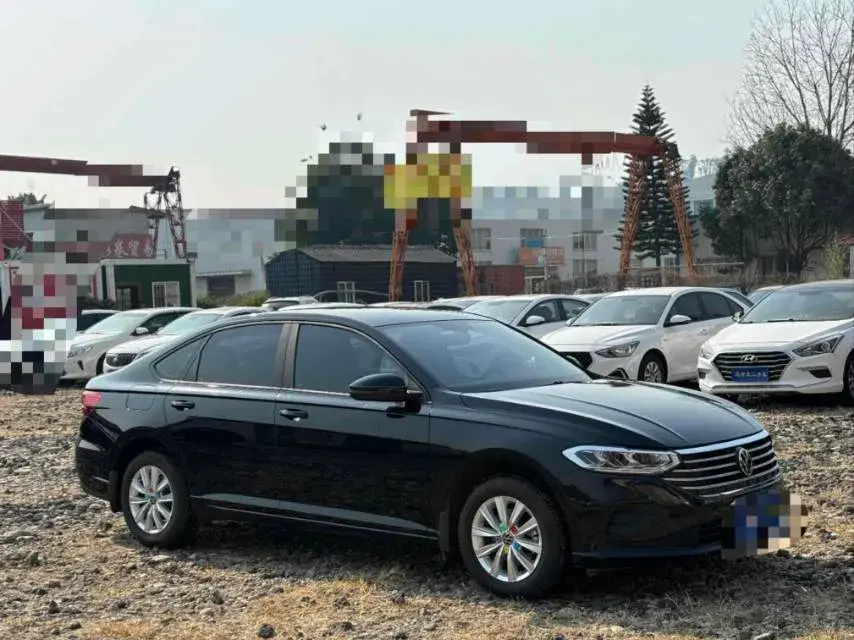 2023 VOLKSWAGEN LAVIDA thumbnail 3