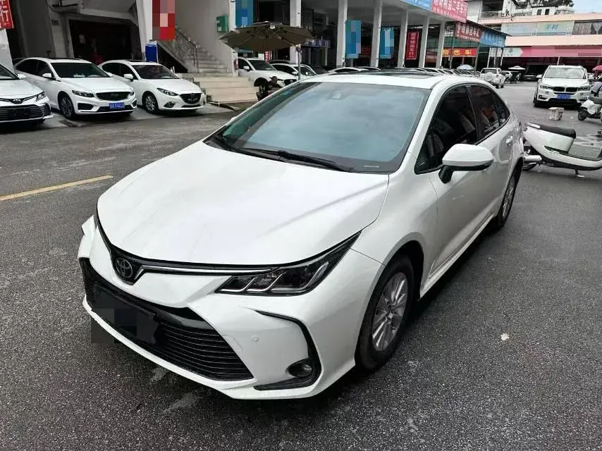 2021 TOYOTA COROLLA view 1
