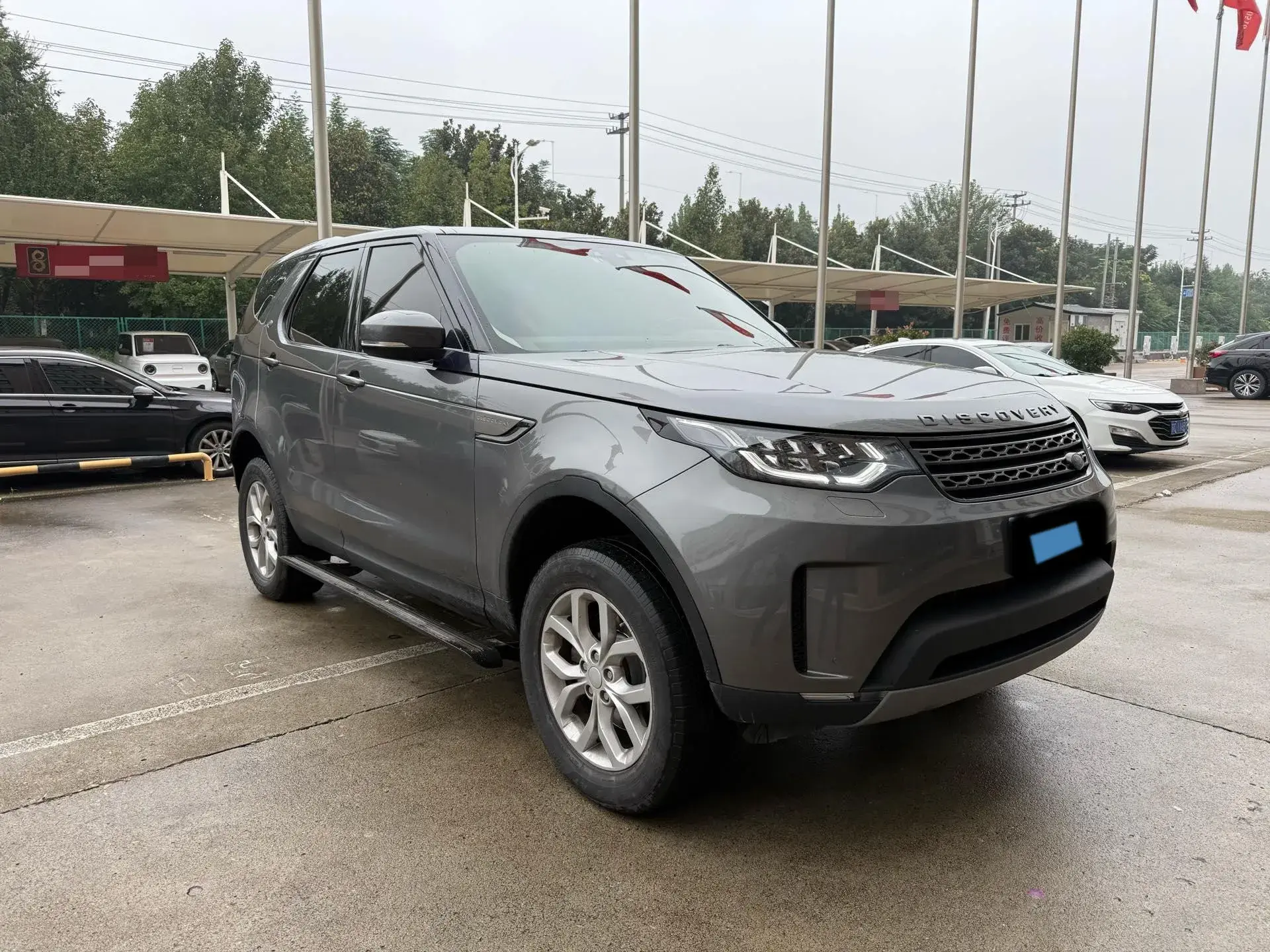 2017 LAND ROVER thumbnail 3