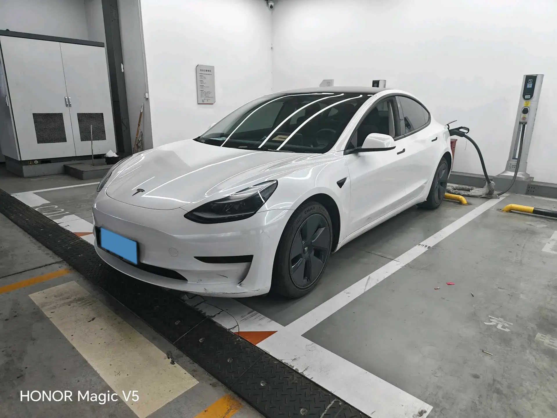 2021 TESLA MODEL view 1