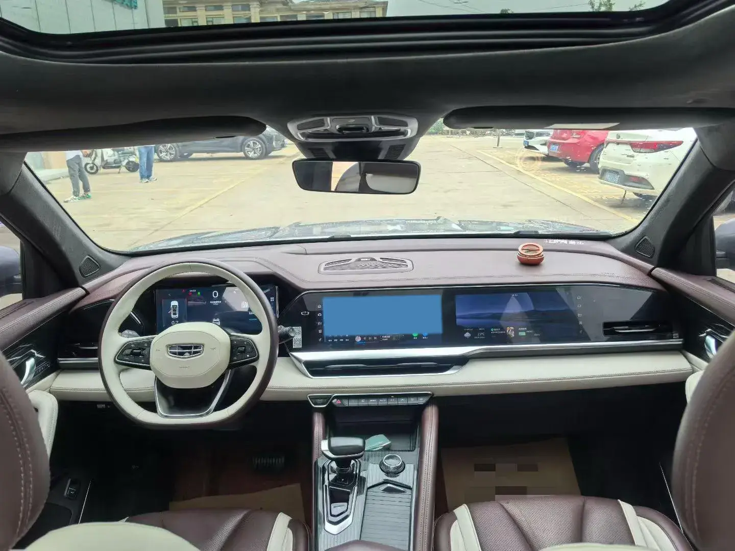 2021 GEELY MONJARO thumbnail 4