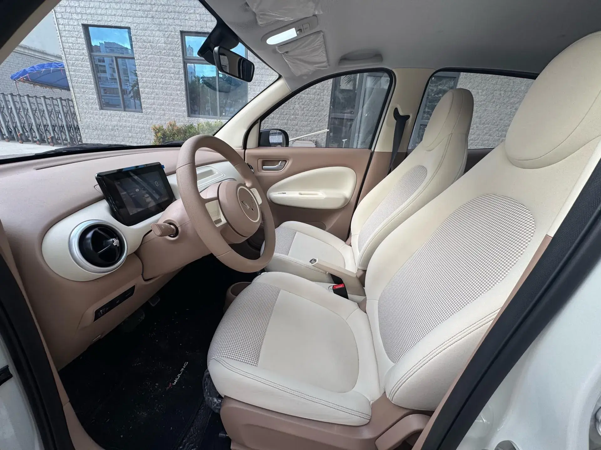 2025 WULING HONGGUANG thumbnail 4