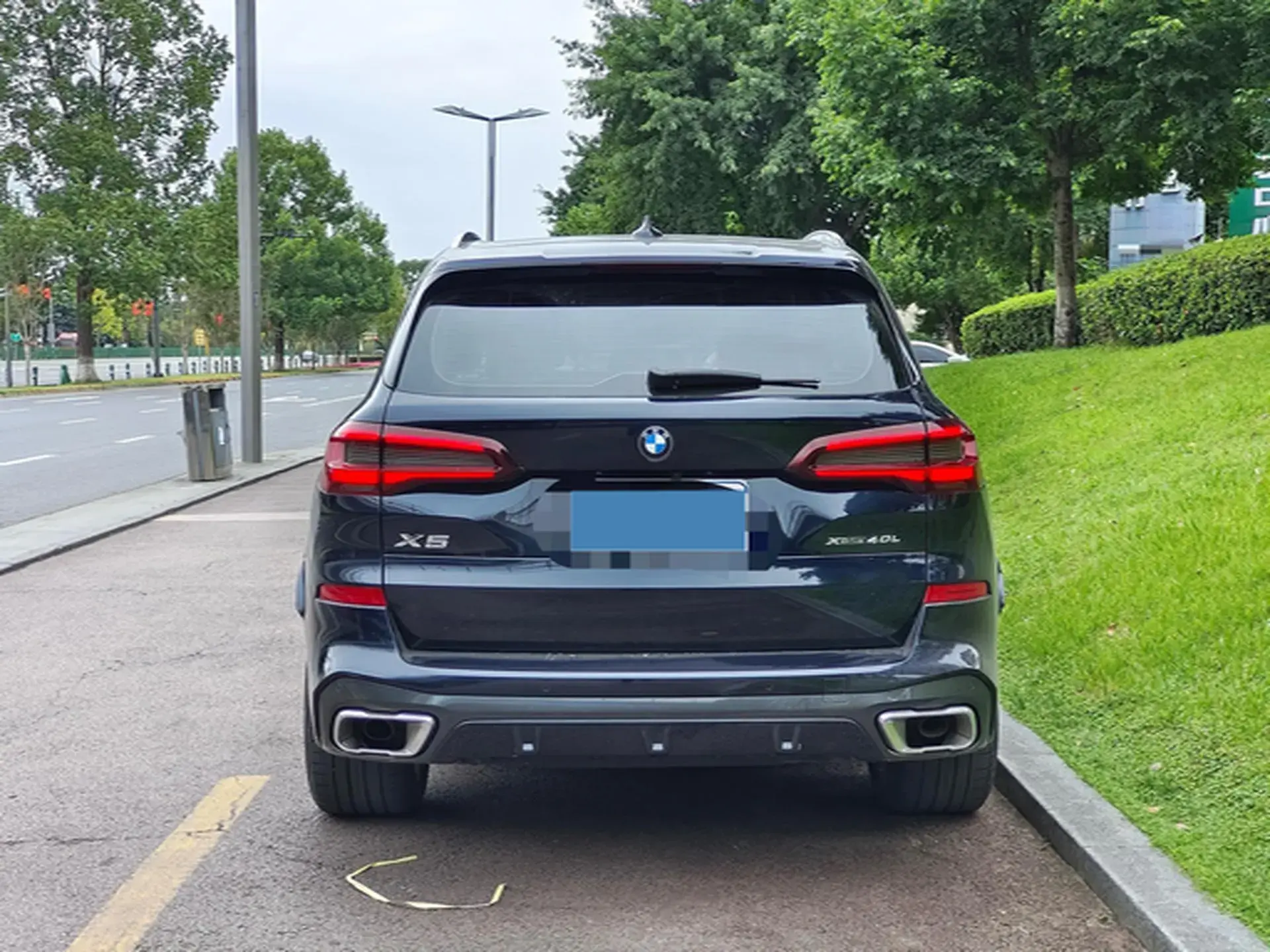 2022 BMW X5 thumbnail 2