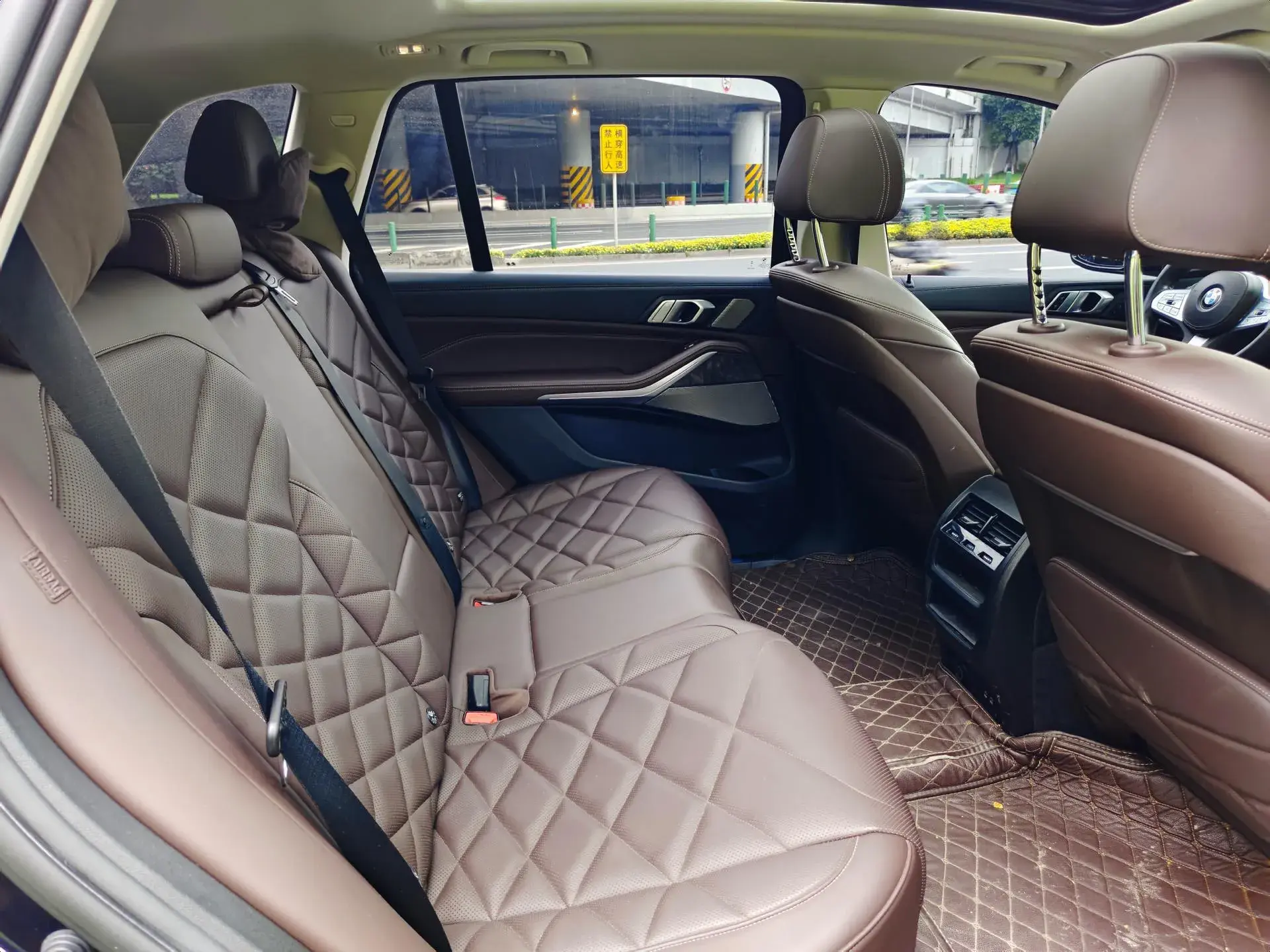 2022 BMW X5 thumbnail 4