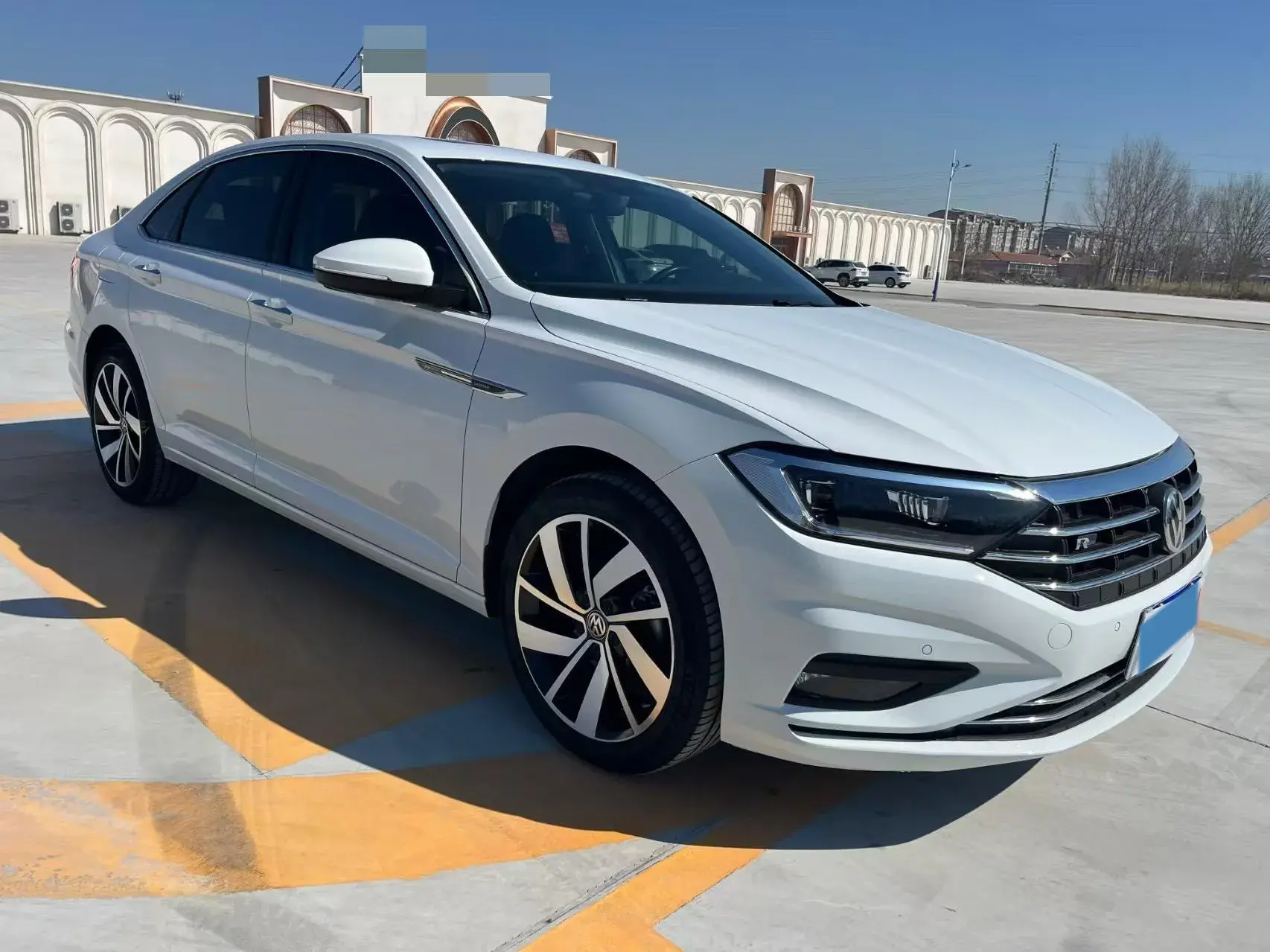 2022 VOLKSWAGEN SAGITAR thumbnail 3