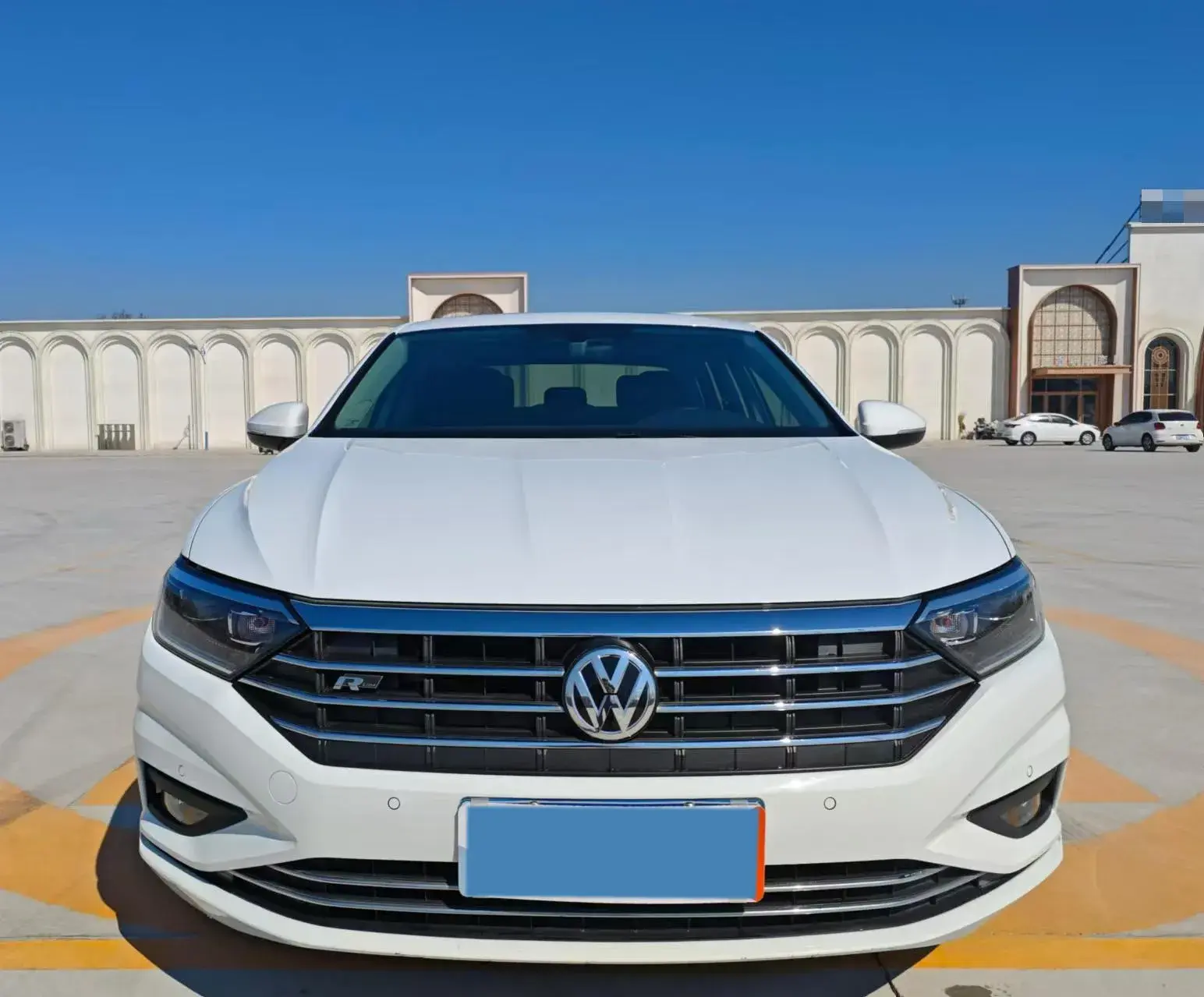 2022 VOLKSWAGEN SAGITAR thumbnail 2