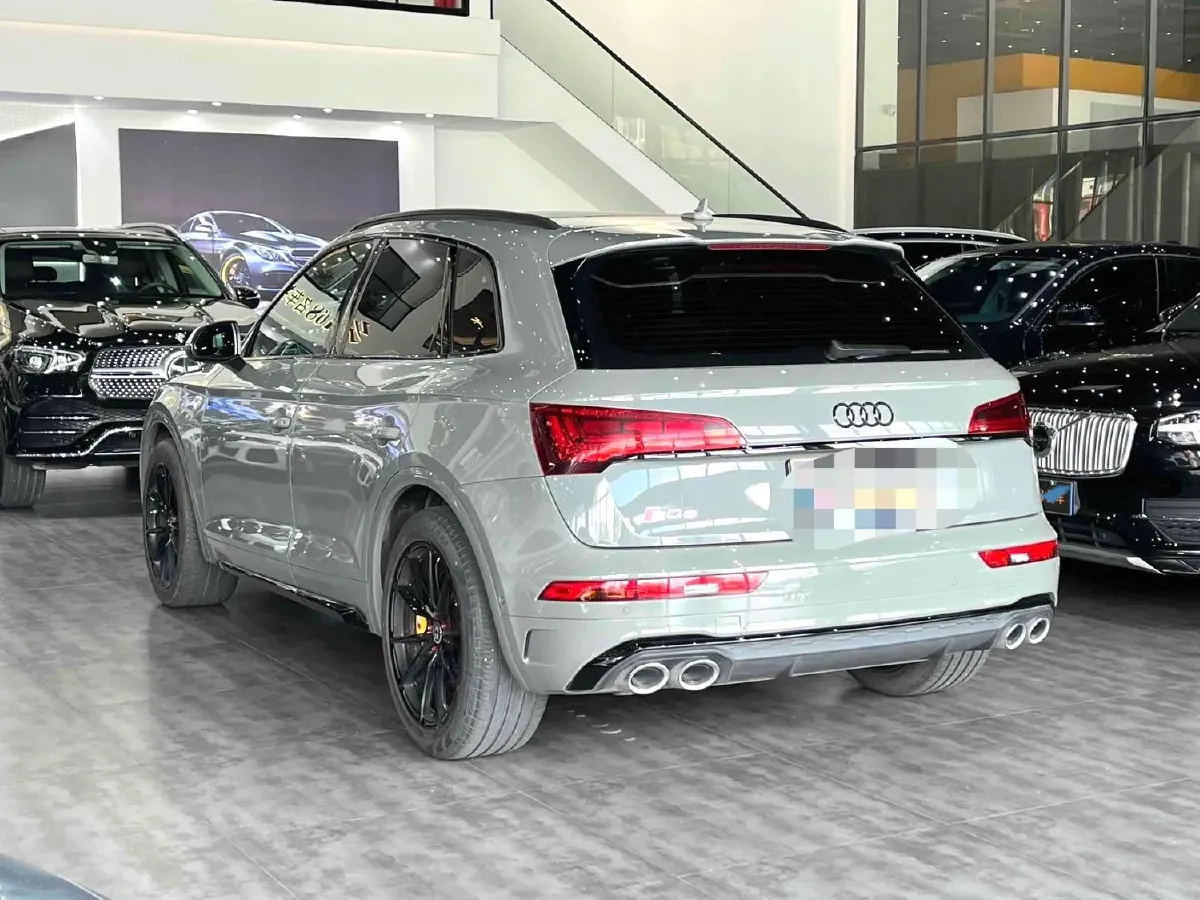 2021 Audi SQ5 3.0T 354HP V6 8AT,autocango,china used car exporter,china ev exporter,chinese used car exporter,chinese used ev exporter