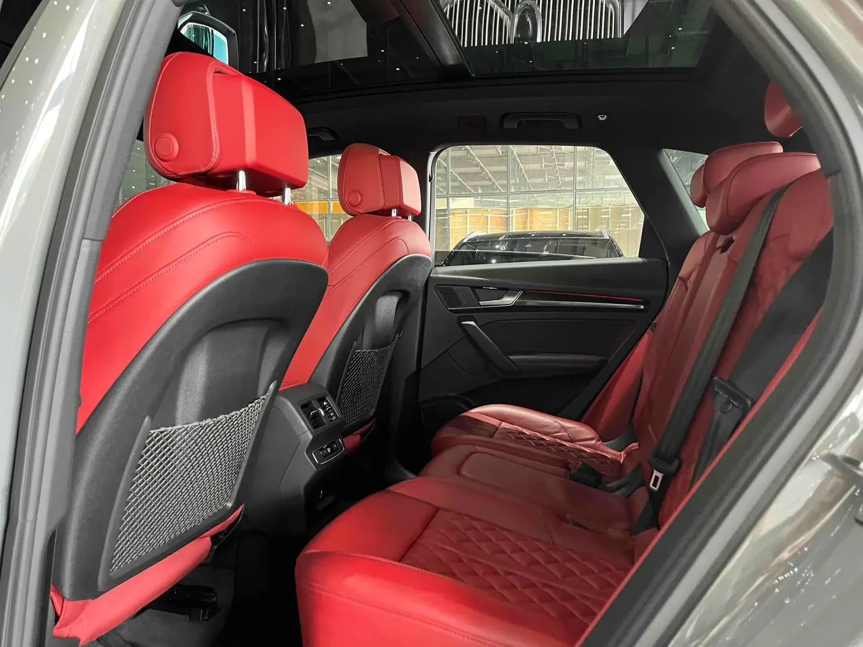 2021 AUDI SQ5 thumbnail 3