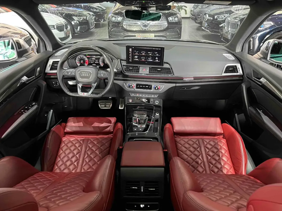 2021 Audi SQ5 3.0T 354HP V6 8AT,autocango,china used car exporter,china ev exporter,chinese used car exporter,chinese used ev exporter