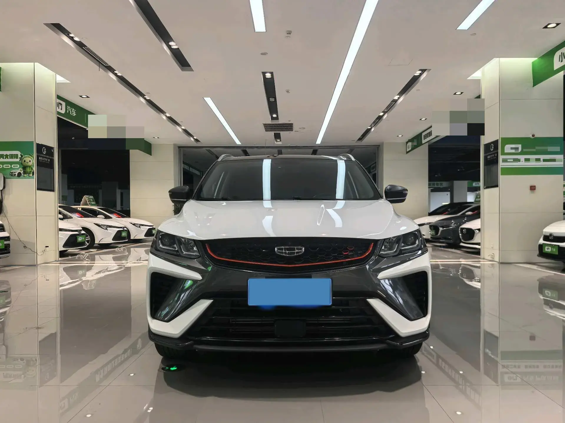 2021 GEELY COOLRAY thumbnail 2