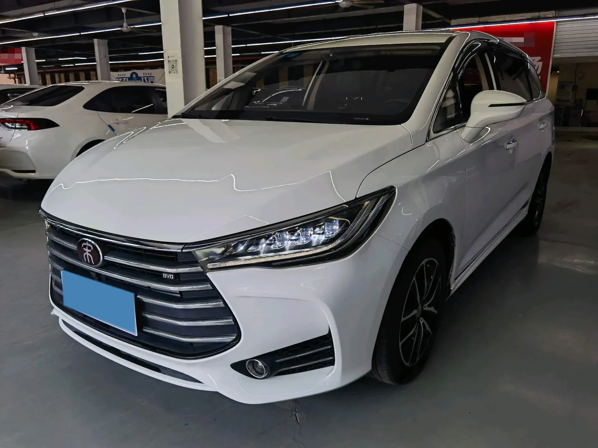 2017 BYD SONG view 1