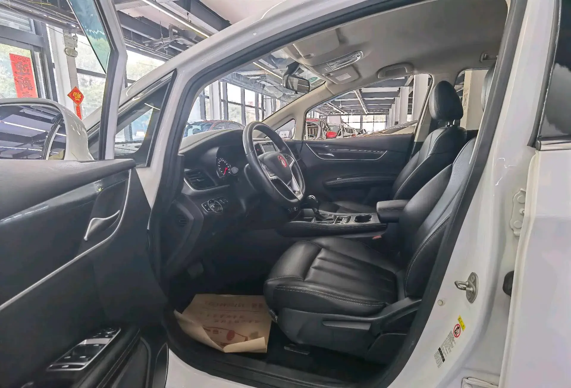 2017 BYD SONG thumbnail 4