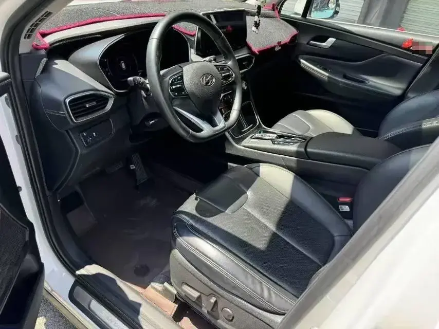 2019 HYUNDAI SANTAFE thumbnail 4