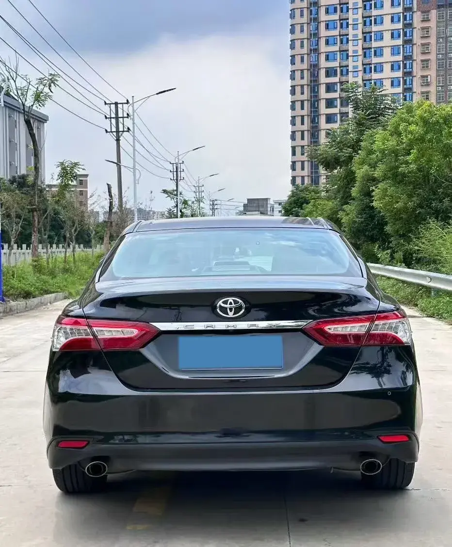 2019 TOYOTA CAMRY thumbnail 4