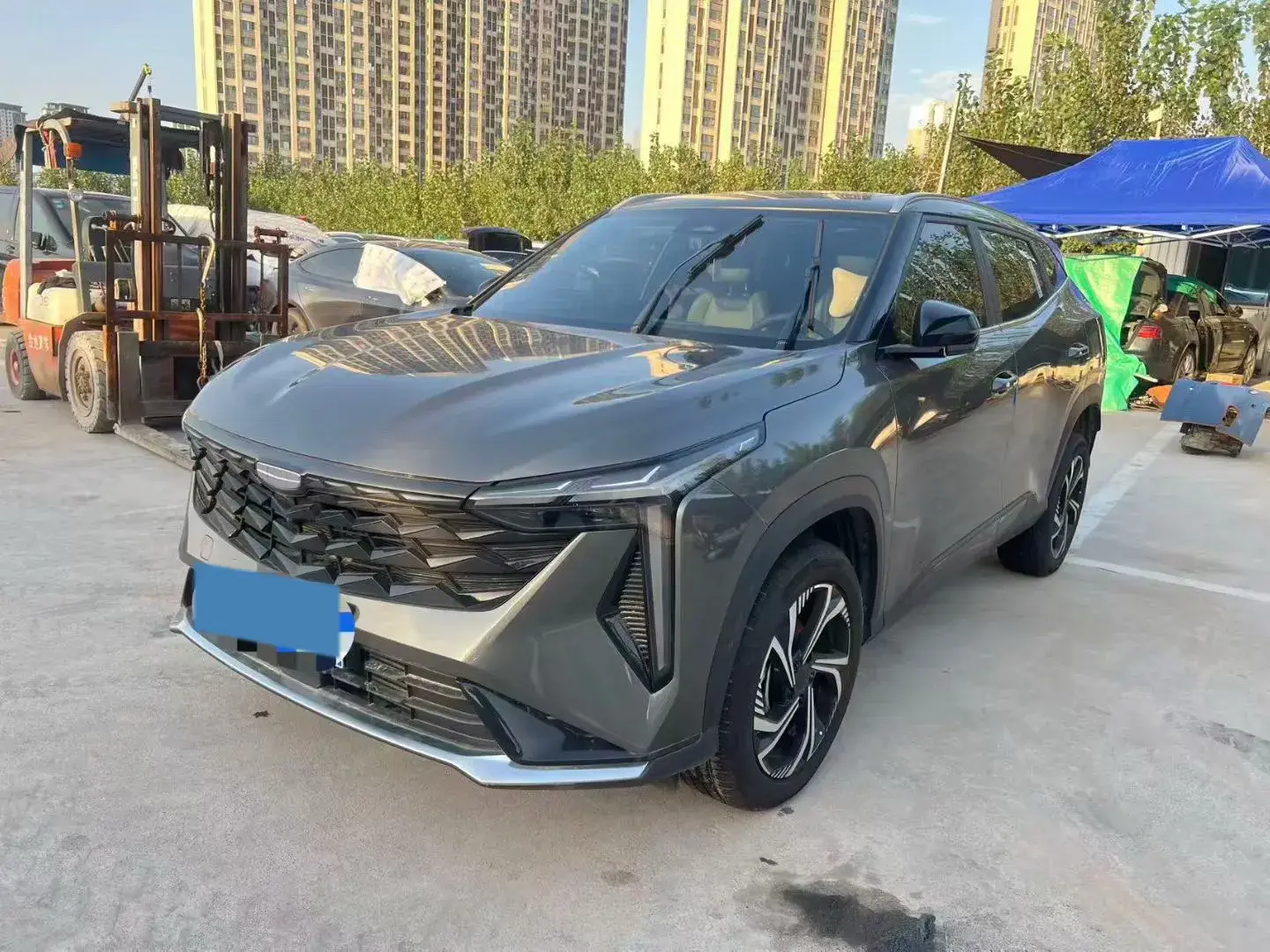 2024 GEELY AZKARRA view 1