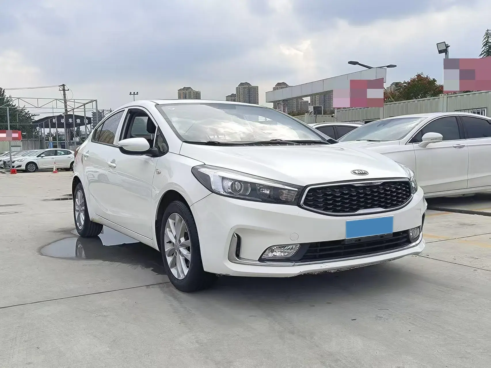 2016 KIA K3 thumbnail 3