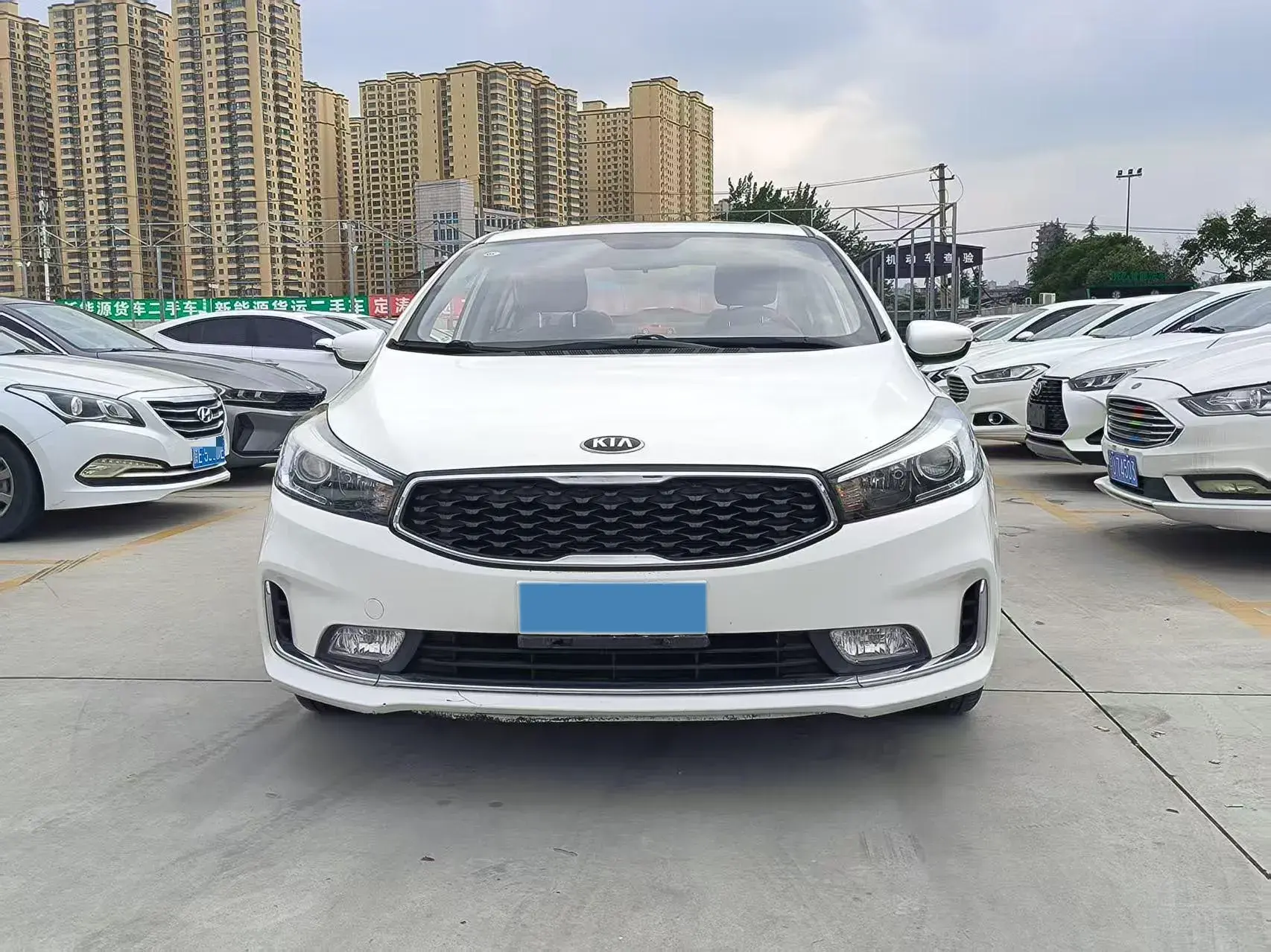 2016 KIA K3 thumbnail 2