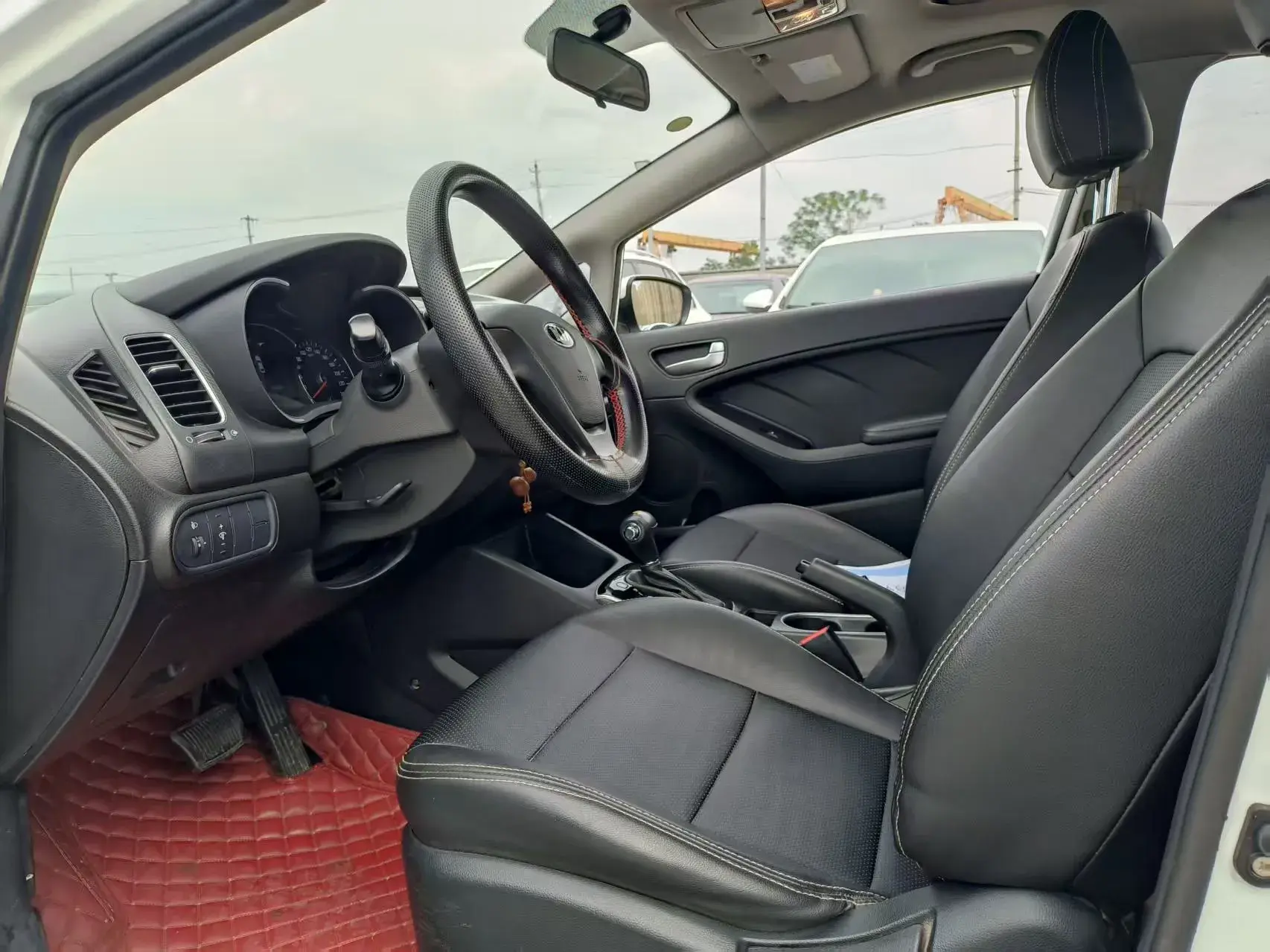 2016 KIA K3 thumbnail 4