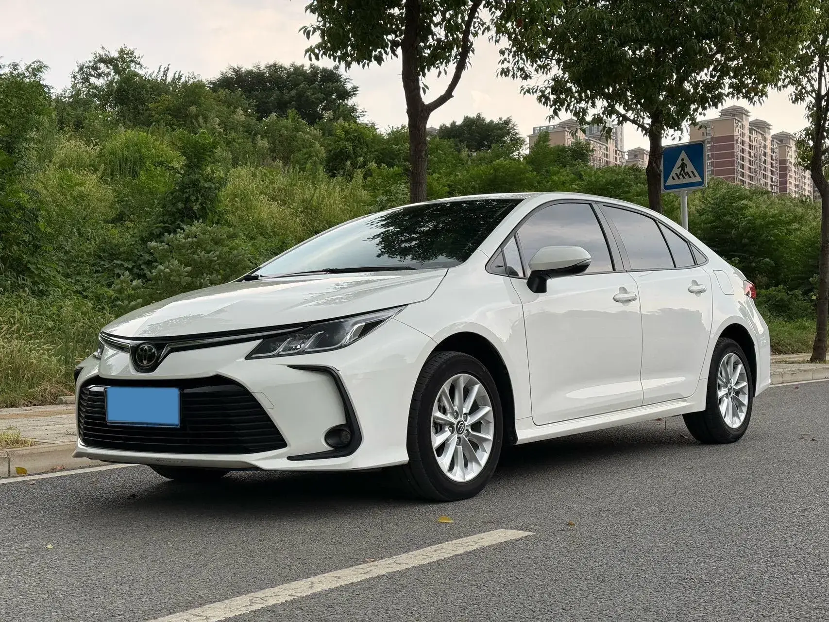 2021 TOYOTA COROLLA view 1