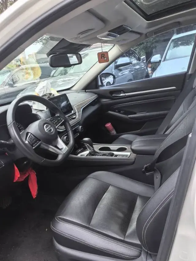 2021 NISSAN TEANA thumbnail 4