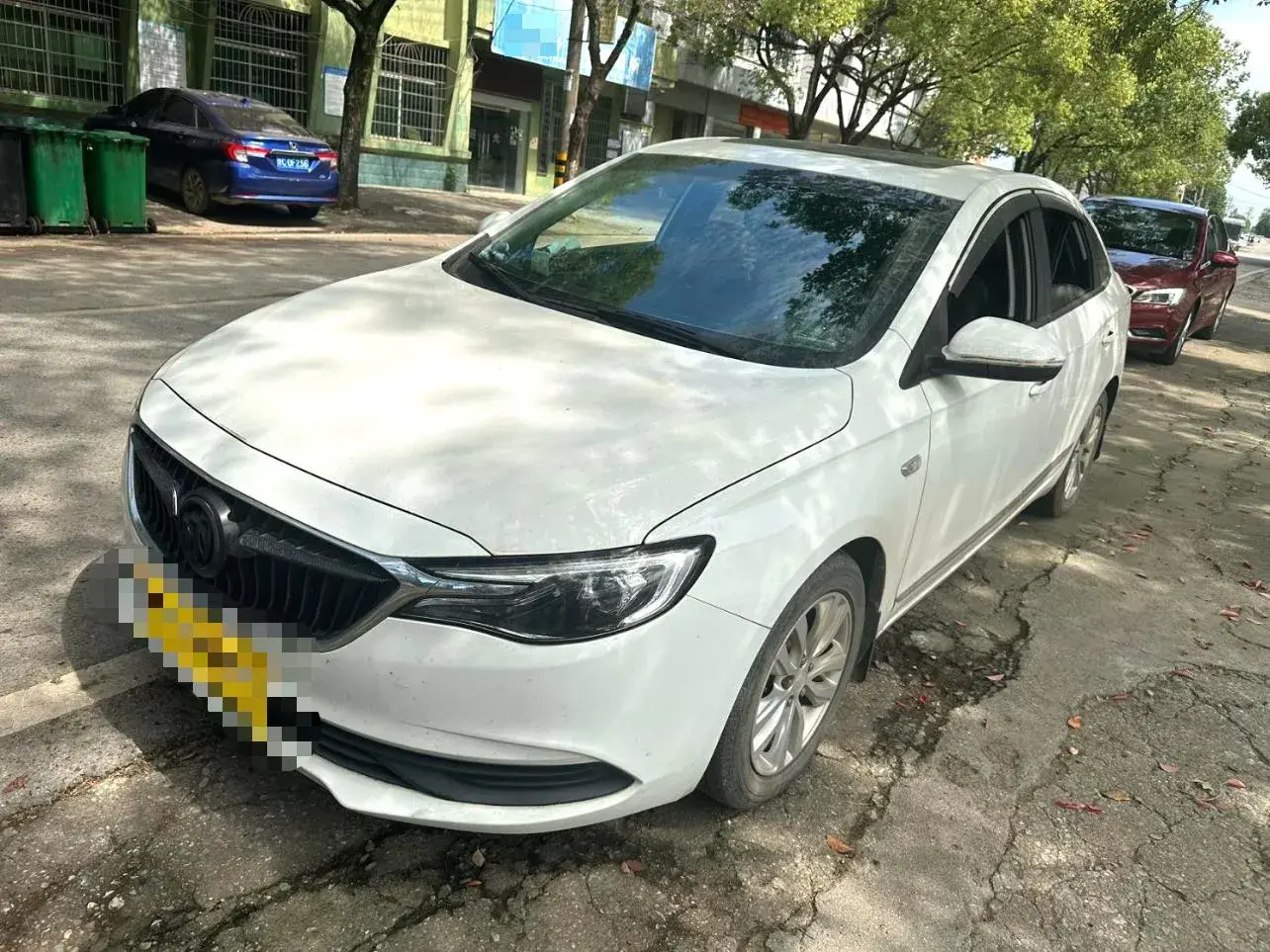 2021 BUICK EXCELLE view 1
