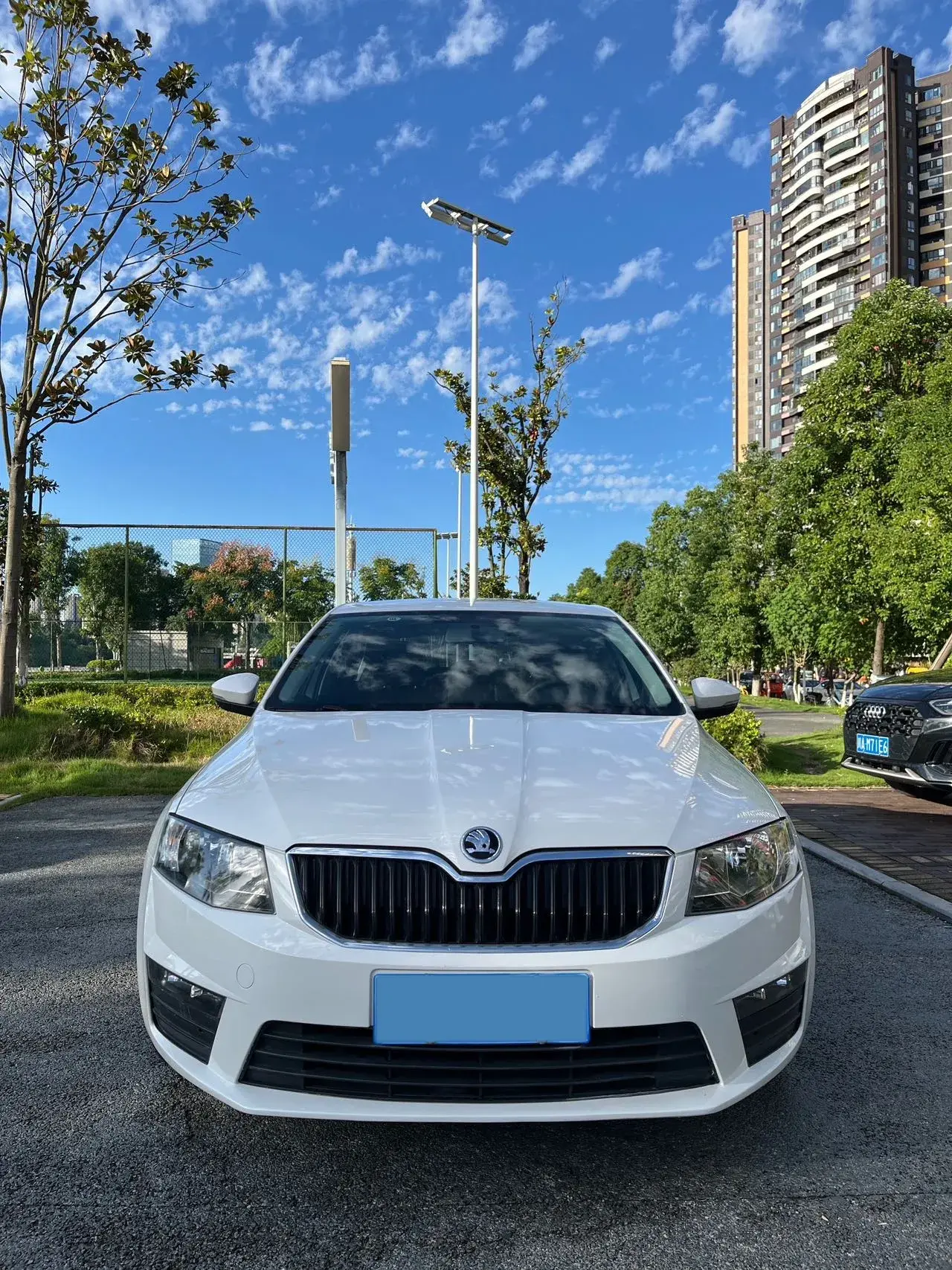 2017 SKODA OCTAVIA thumbnail 2