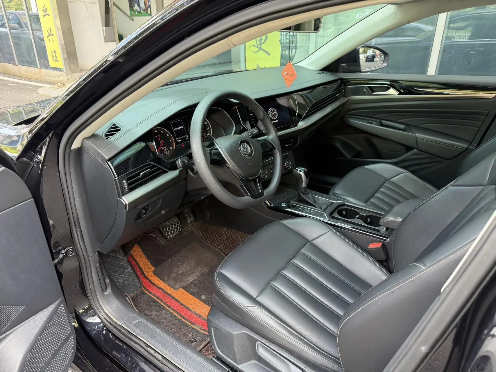 2020 VOLKSWAGEN PASSAT thumbnail 4