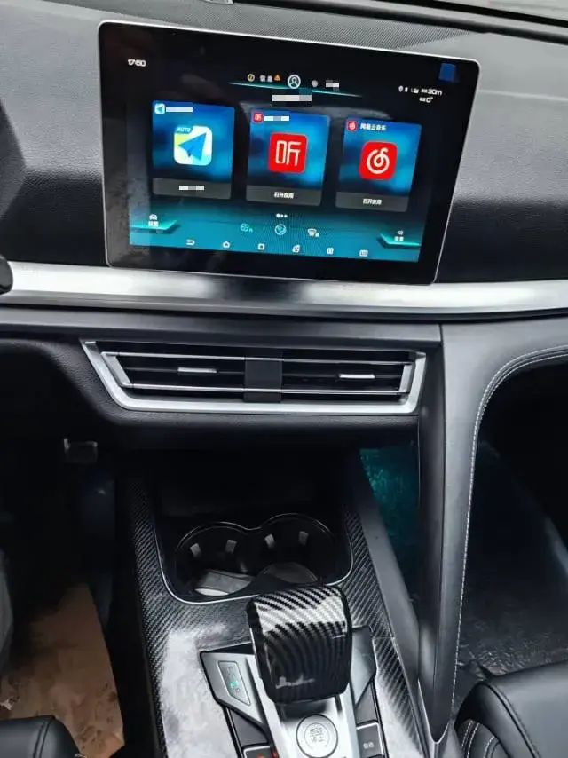 2019 BYD SONG thumbnail 4