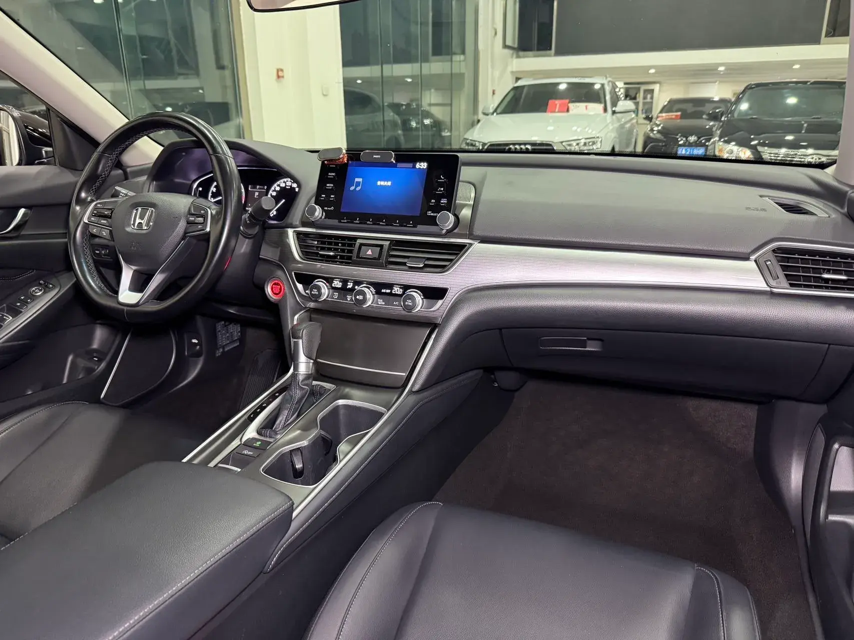 2018 HONDA ACCORD thumbnail 4