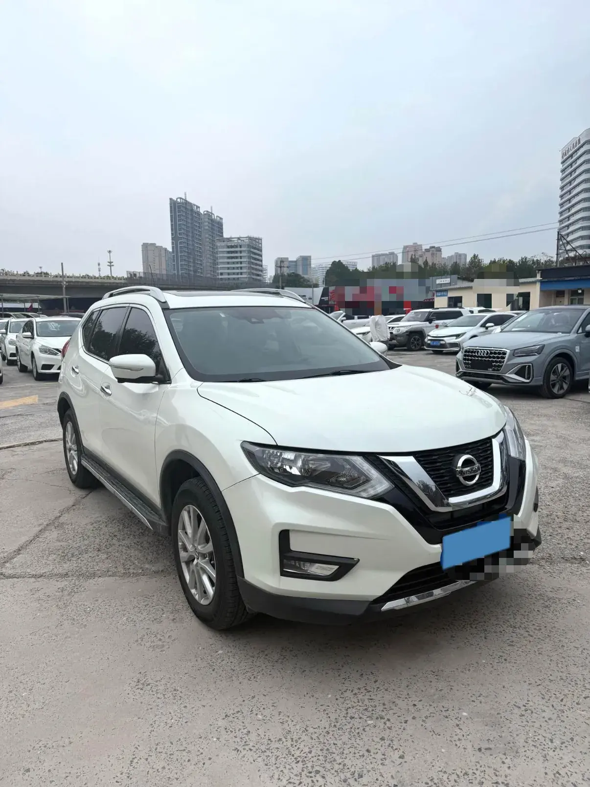 2020 NISSAN X-TRAIL thumbnail 2