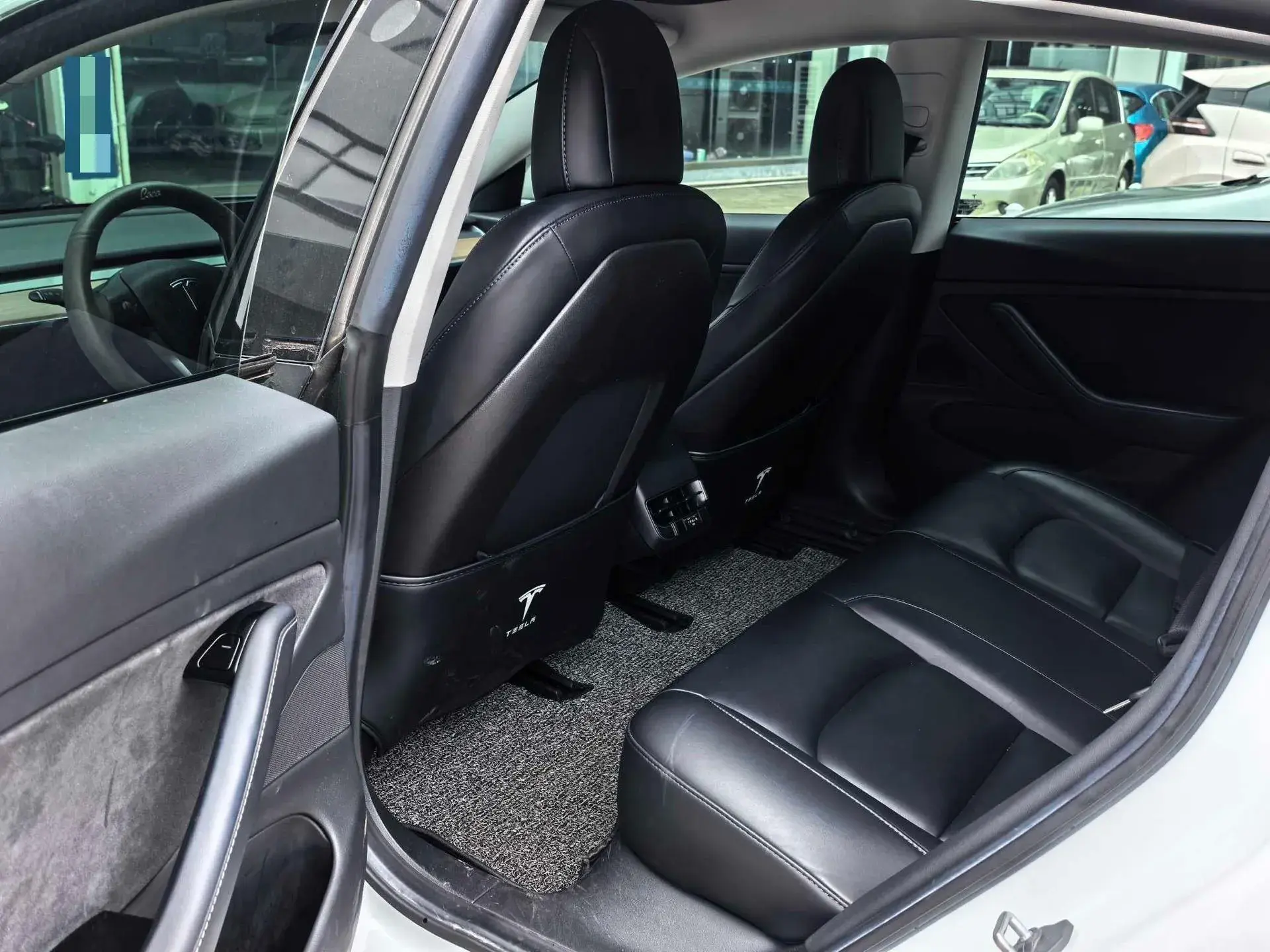 2019 TESLA MODEL thumbnail 3