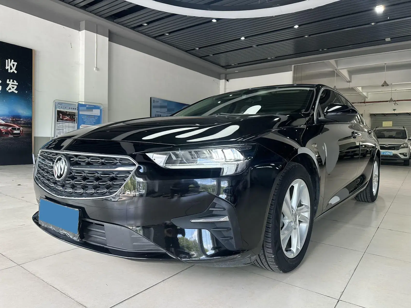 2020 BUICK REGAL view 1