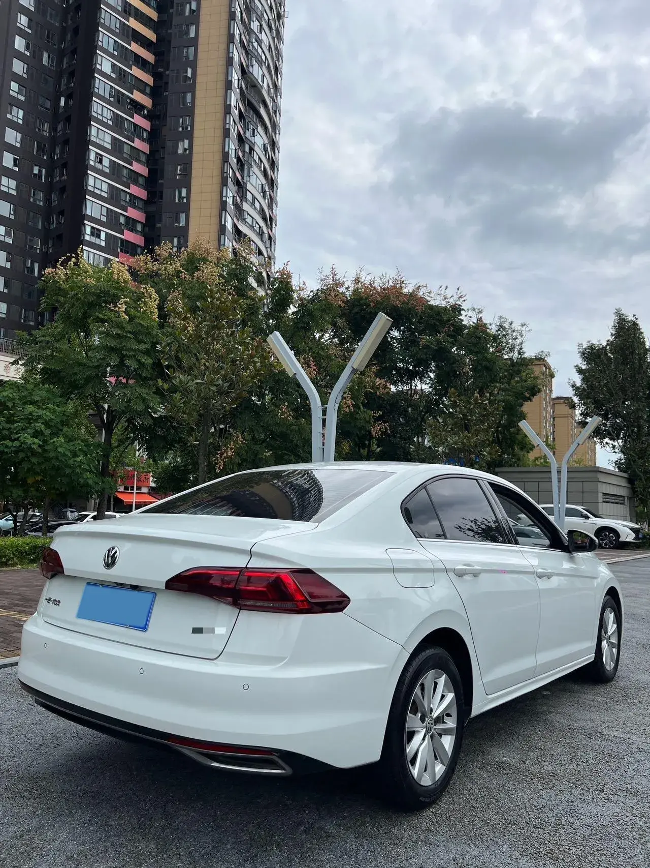 2020 VOLKSWAGEN BORA thumbnail 4