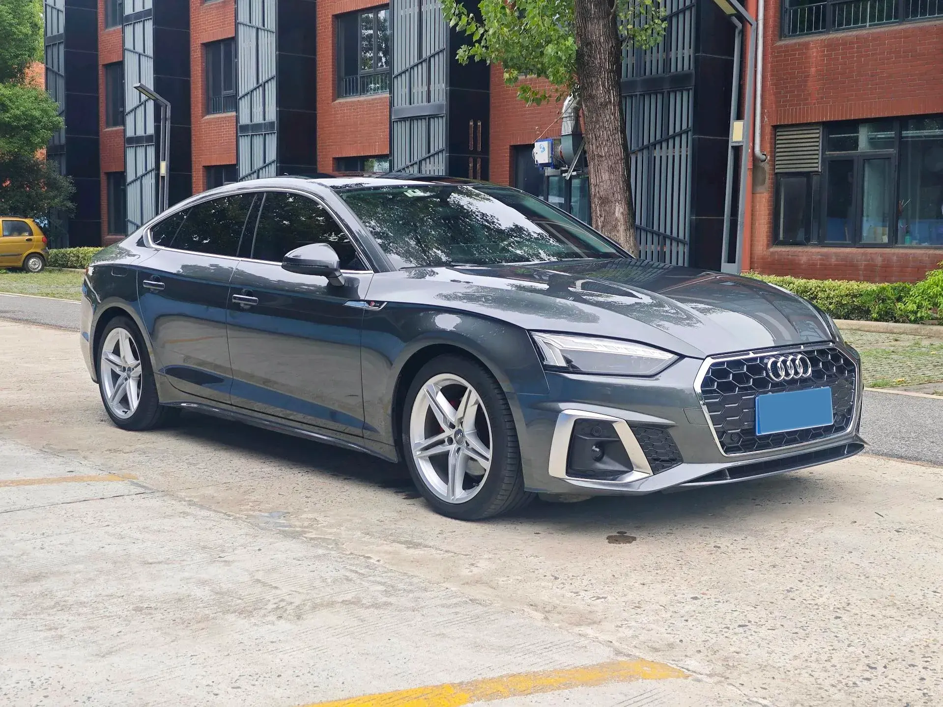 2021 AUDI A5 thumbnail 3