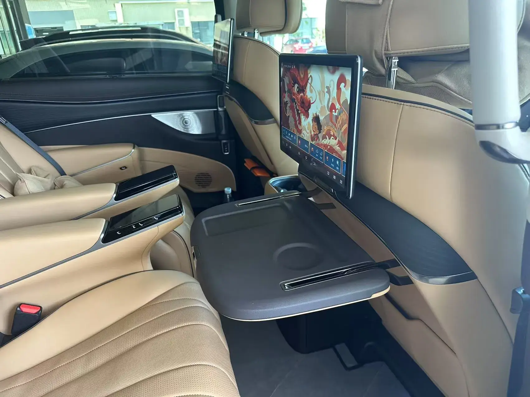 2024 DENZA D9 thumbnail 3