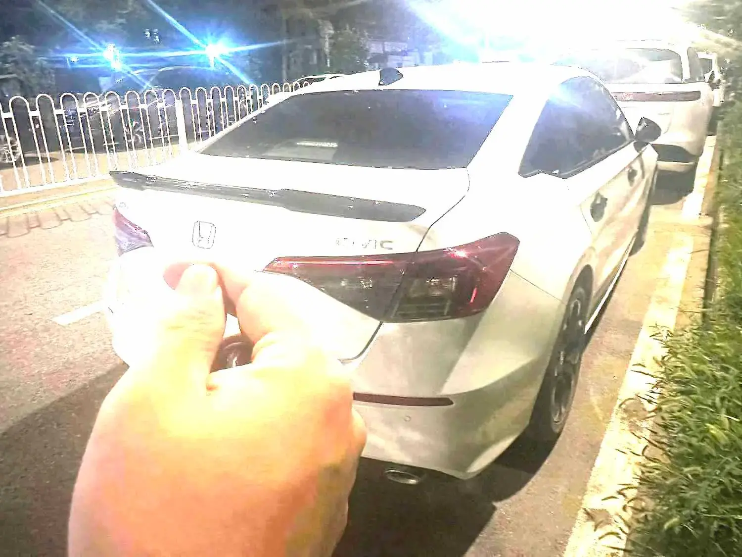 2022 HONDA CIVIC thumbnail 3