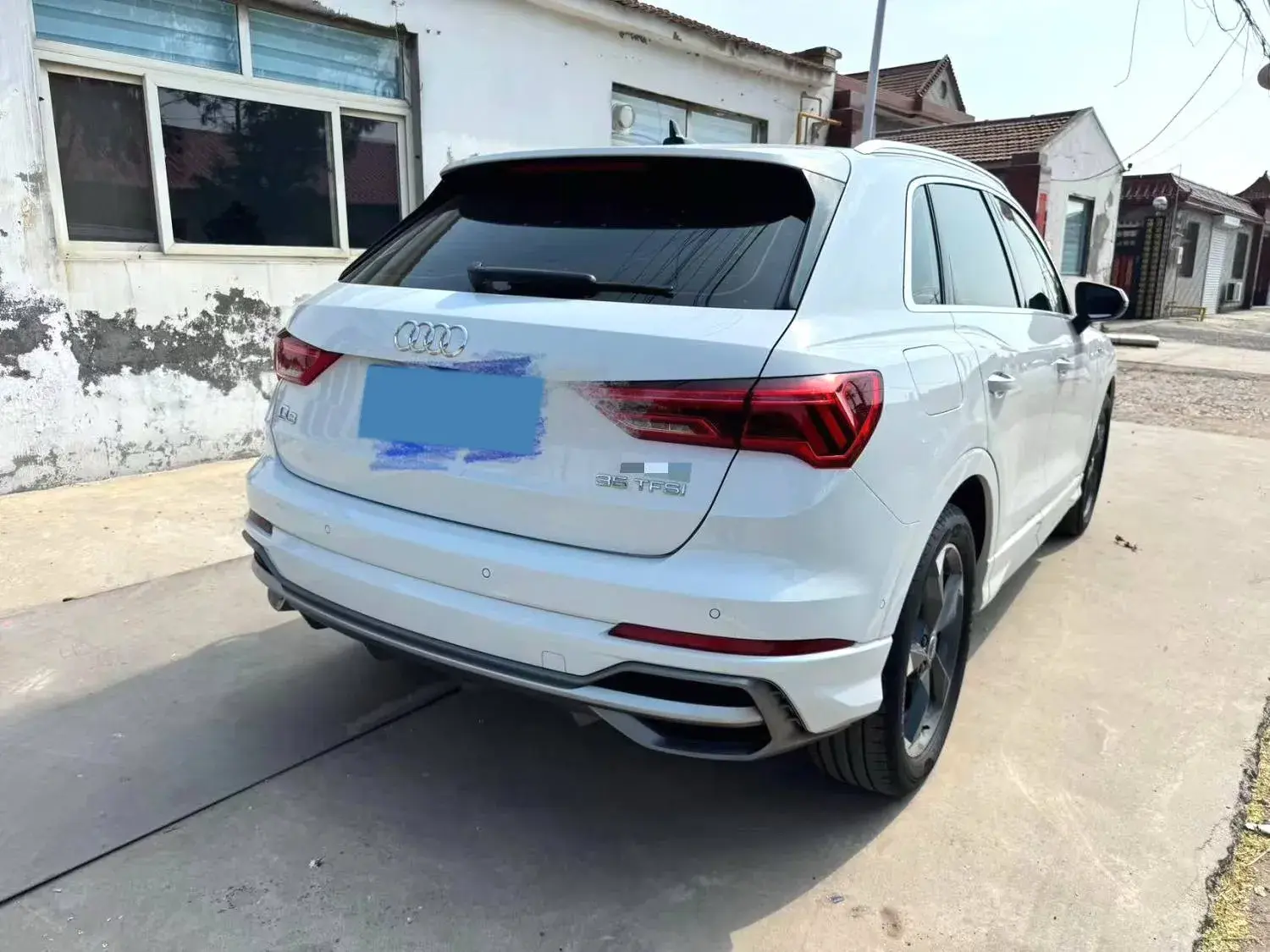 2021 AUDI Q3 thumbnail 4