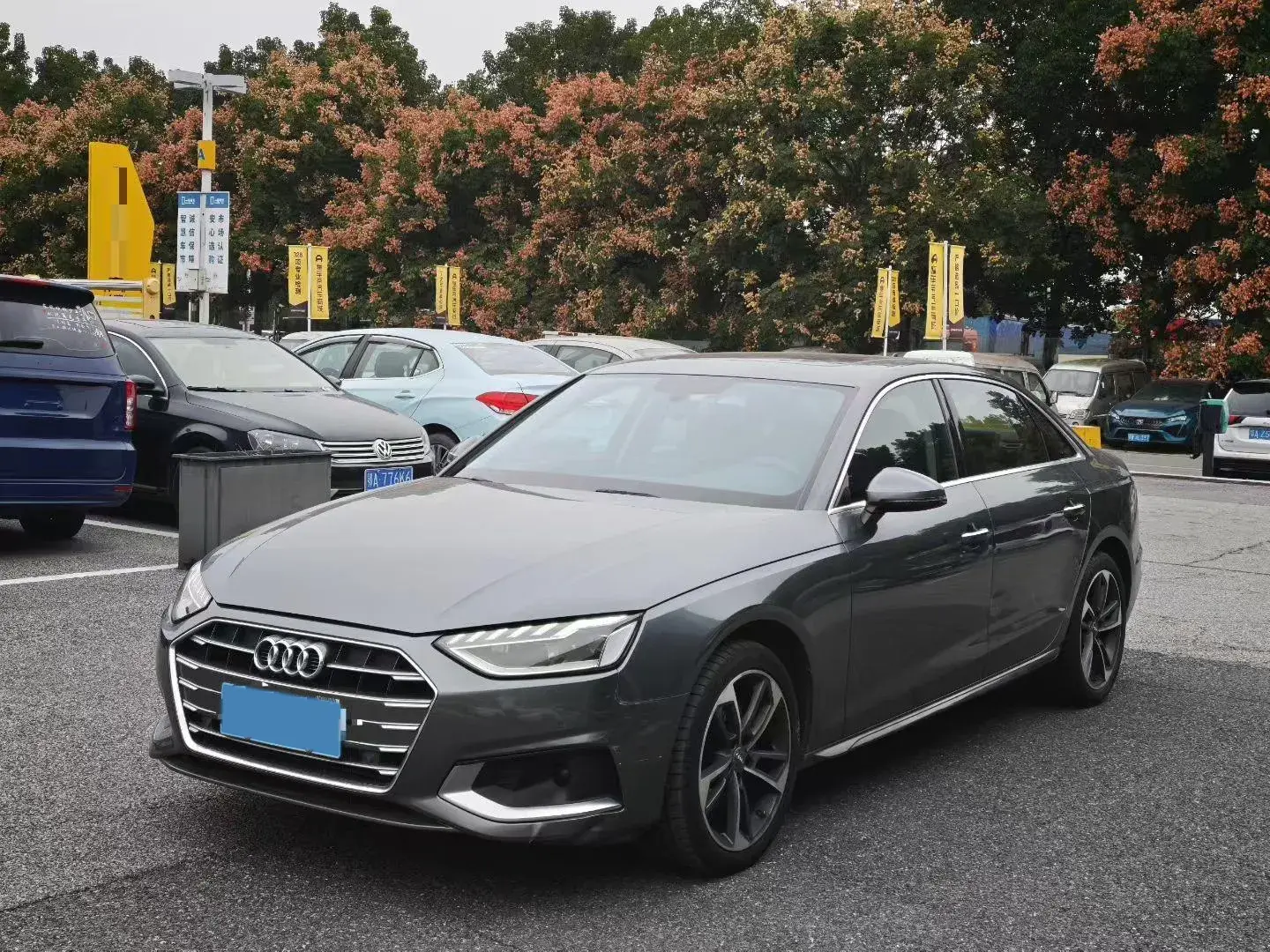 2020 AUDI A4L view 1