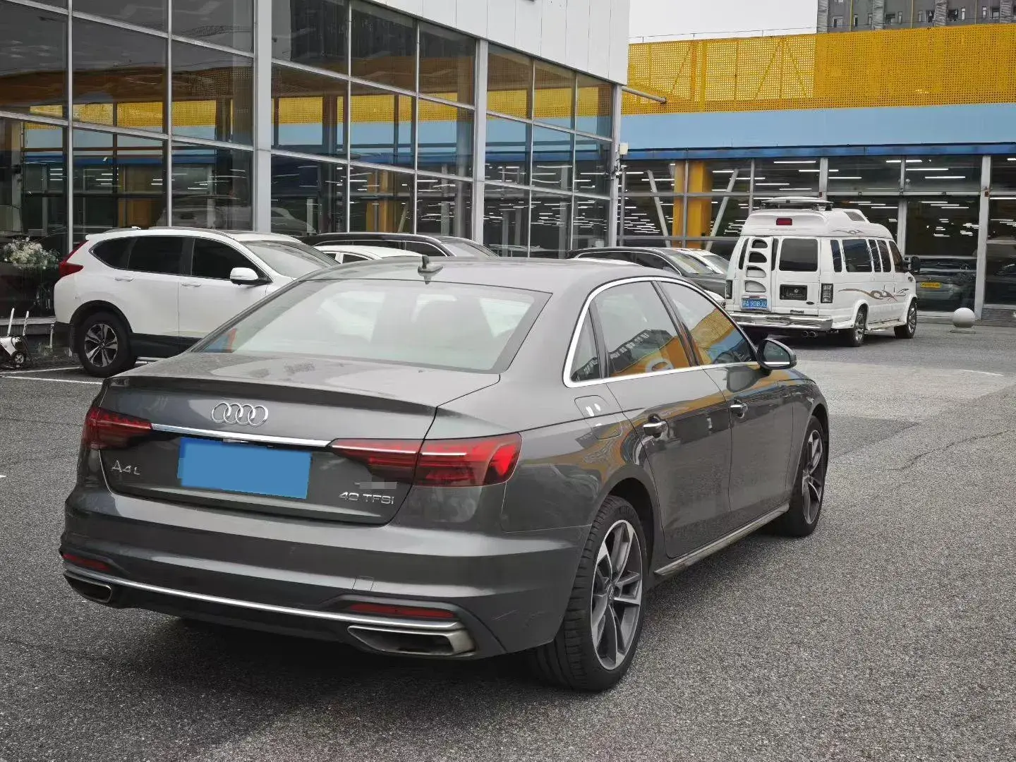 2020 AUDI A4L thumbnail 4