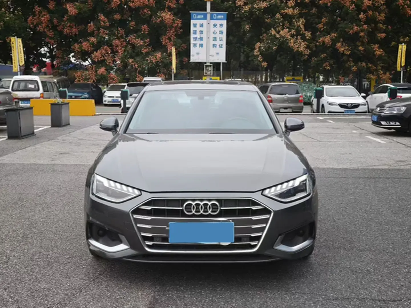 2020 AUDI A4L thumbnail 2