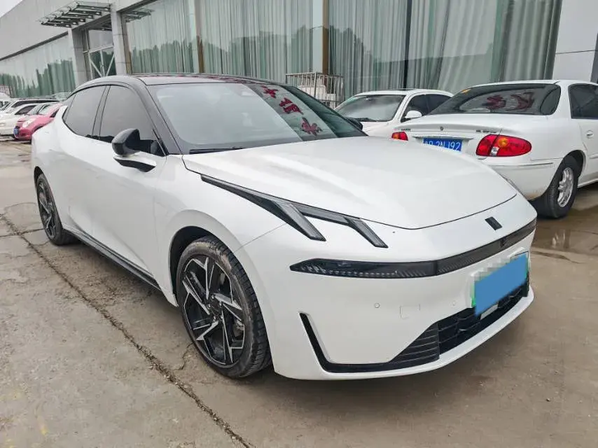 2024 LYNK&CO 07 thumbnail 3