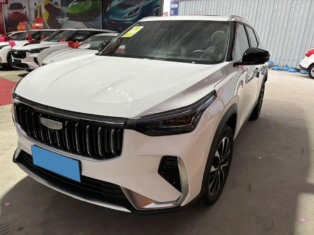 2026 Geely Azkarra 1.5T 181HP L4 7DCT