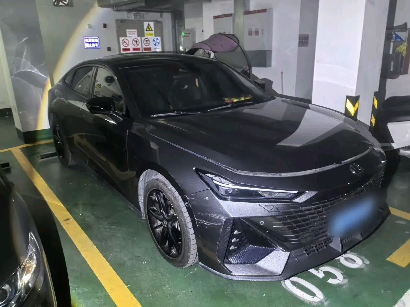 2023 CHANGAN UNI-V thumbnail 2