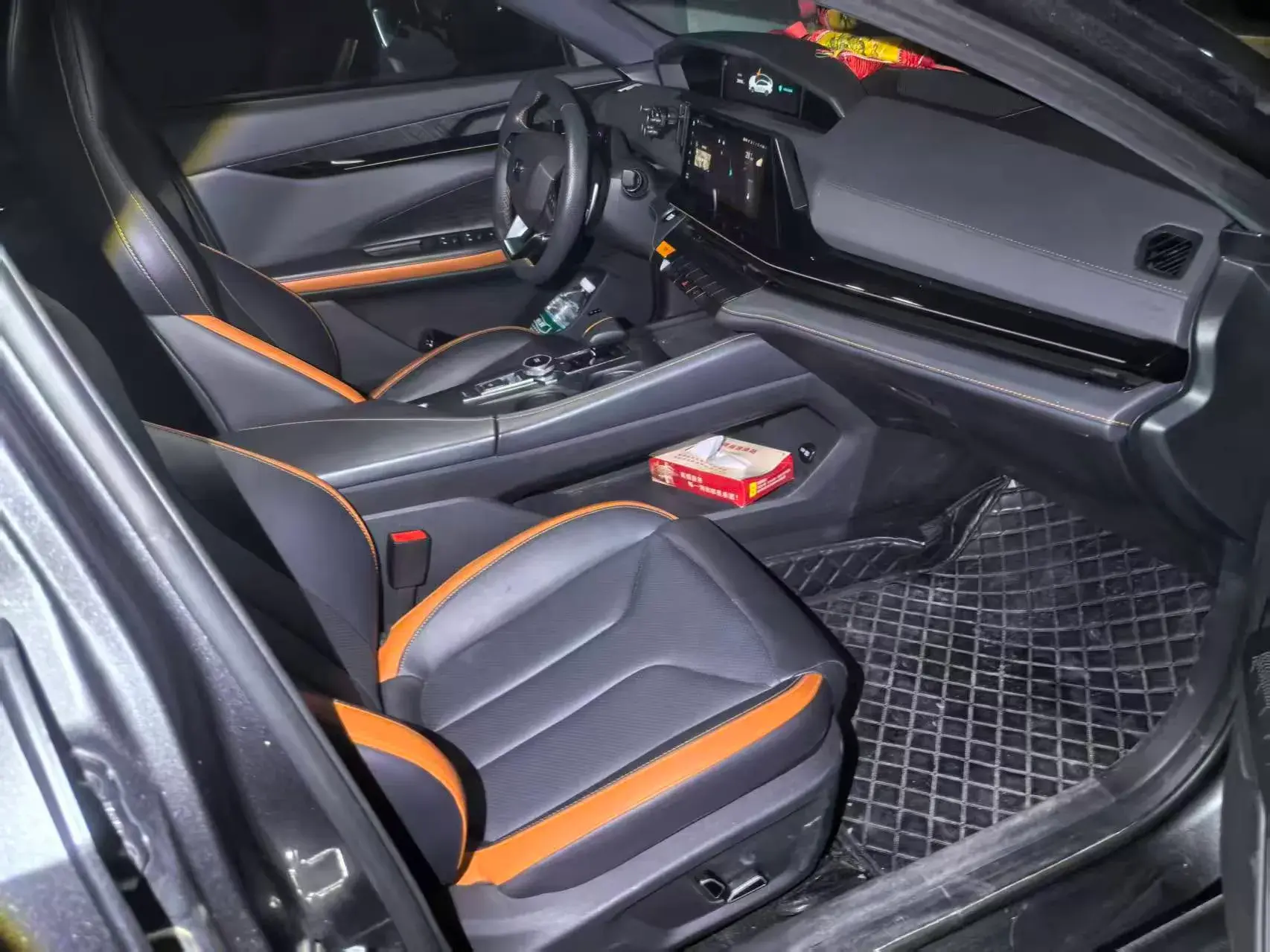 2023 CHANGAN UNI-V thumbnail 4